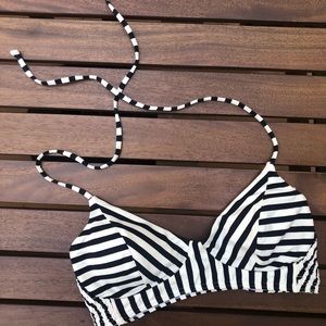 Billabong bikini top
